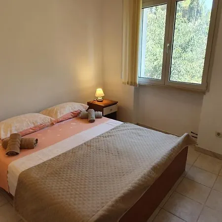 公寓 Casa Monti 罗维尼