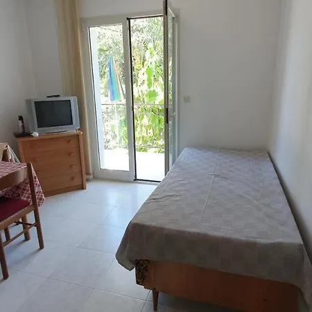 Casa Monti Διαμέρισμα *